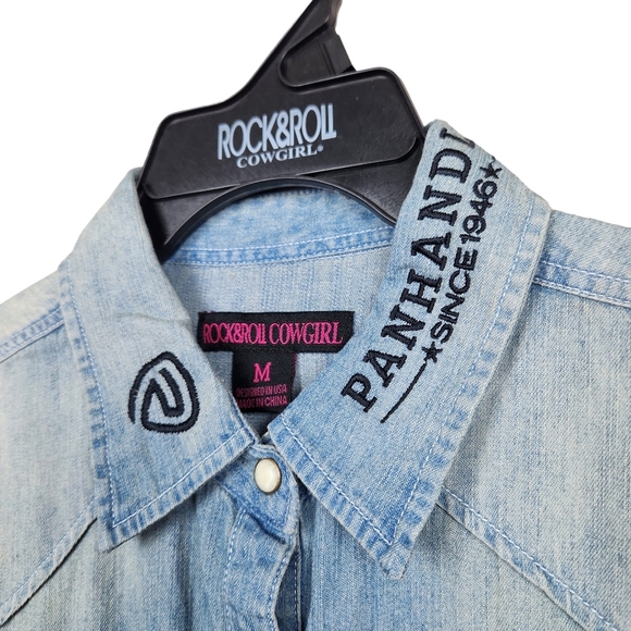 Rock & Roll Cowgirl Panhandle NWT Denim Pearl Snap Western Shirt Women's Medium - Picture 7 of 13